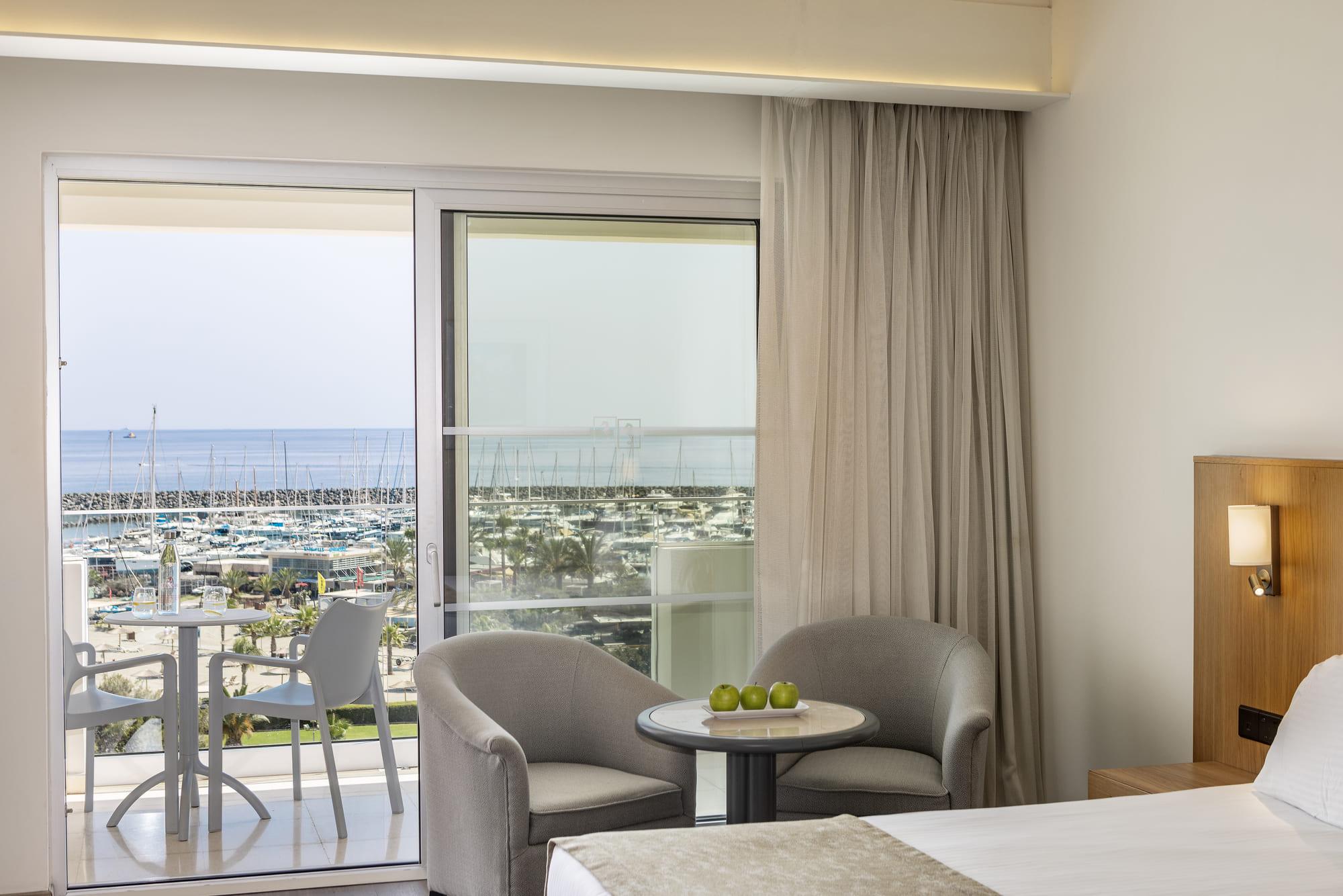2 STR Marina View